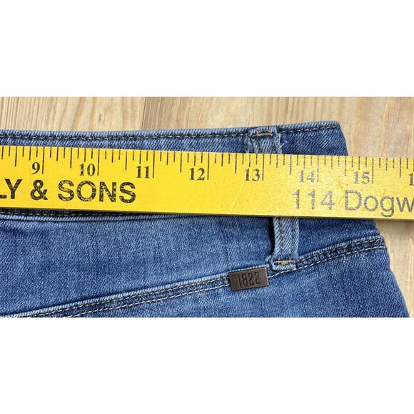 1822 Blue Denim Jean Cutoff Shorts Women Size 4 - Picture 3 of 4